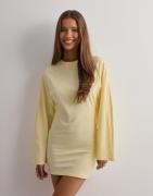 Nelly - Keltainen - Wide Long Sleeve Dress