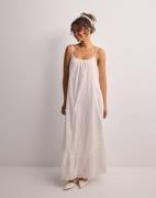 Only - Valkoinen - Onllou Life Emb Strap Ankel Dress P