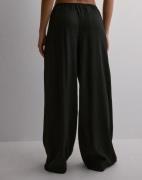 JDY - Musta - Jdyhazel String Hw Pant Wvn