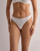 Nelly - Valkoinen - Flawless Tiny Thong