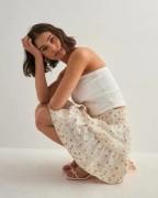 Neo Noir - Ruusukulta - Kenia Fleurie Skirt