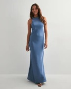 Neo Noir - Sininen - Celinie Heavy Sateen Dress