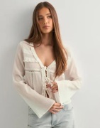 Nelly - Valkoinen - Lace Insert Blouse