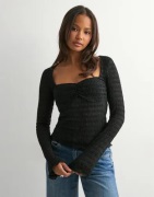 Nelly - Musta - Romantic Structure Sheer Top