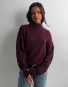 Nelly - Punainen - Sleeve Focus Polo Knit Sweater