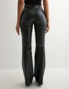 Nelly - Musta - Low Waist Flare PU Pants