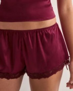 Nelly - Punainen - Pretty Night Shorts