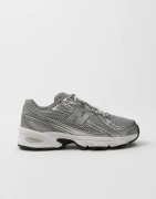 New Balance - Harmaa - New Balance 740