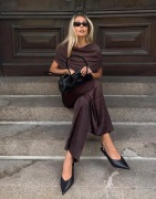 Nelly - Musta - Thin V-Shape Slingback