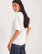 OBJECT - Valkoinen - Objsy 2/4 Top 125