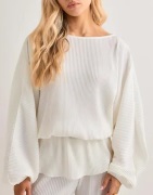 Nelly - Valkoinen - Perfect Plisse LS Top