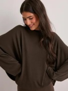 Nelly - Ruskea - Soft Drape Back Sweater