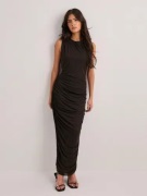 Neo Noir - Ruskea - Corilina Solid Mesh Dress