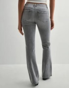 Only - Harmaa - Onlwauw Lw Flared Dnm Box