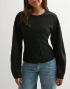 Nelly - Musta - Waist Focus Sweat