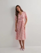 Pieces - Kukallinen - Pctala Ss Midi Dress Noos Bc